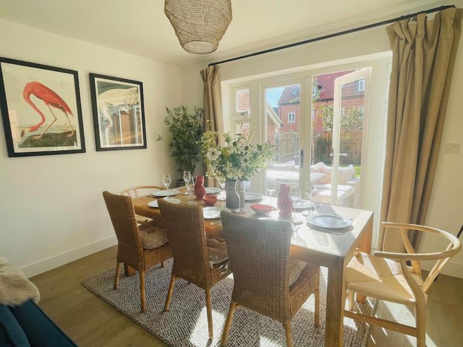 Stunning! Beautiful Contemporary Property In Holt, Norfolk Holt  Bagian luar foto