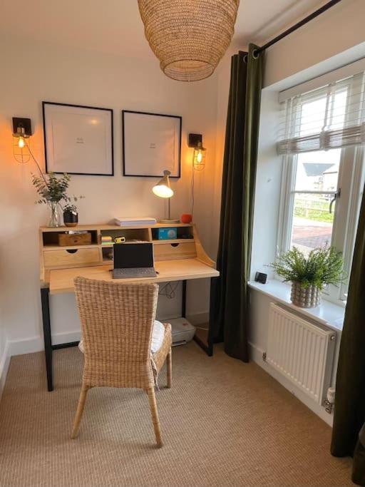Stunning! Beautiful Contemporary Property In Holt, Norfolk Holt  Bagian luar foto