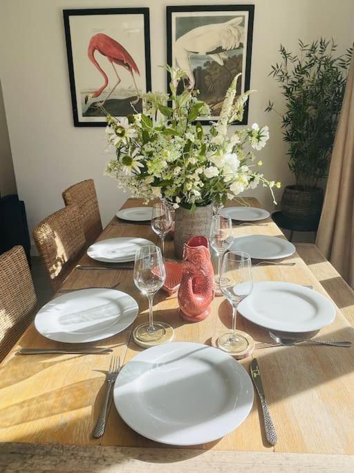 Stunning! Beautiful Contemporary Property In Holt, Norfolk Holt  Bagian luar foto